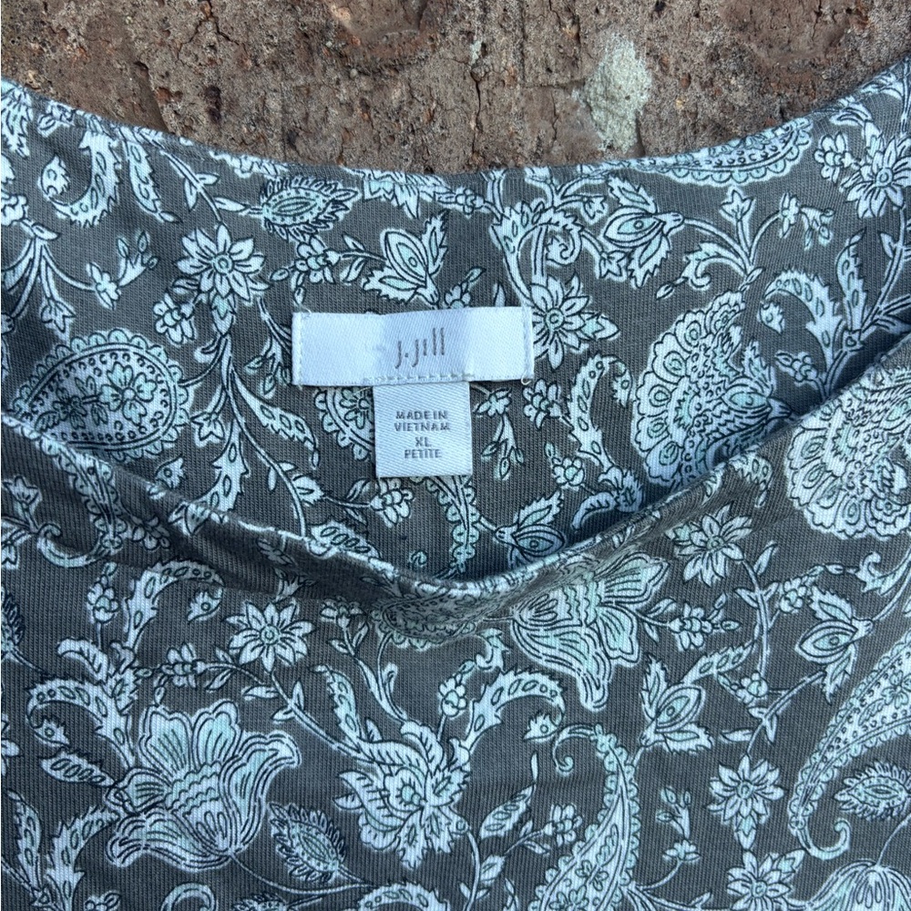 J. Jill Charcoal Paisley Blouse - Picture 2 of 6